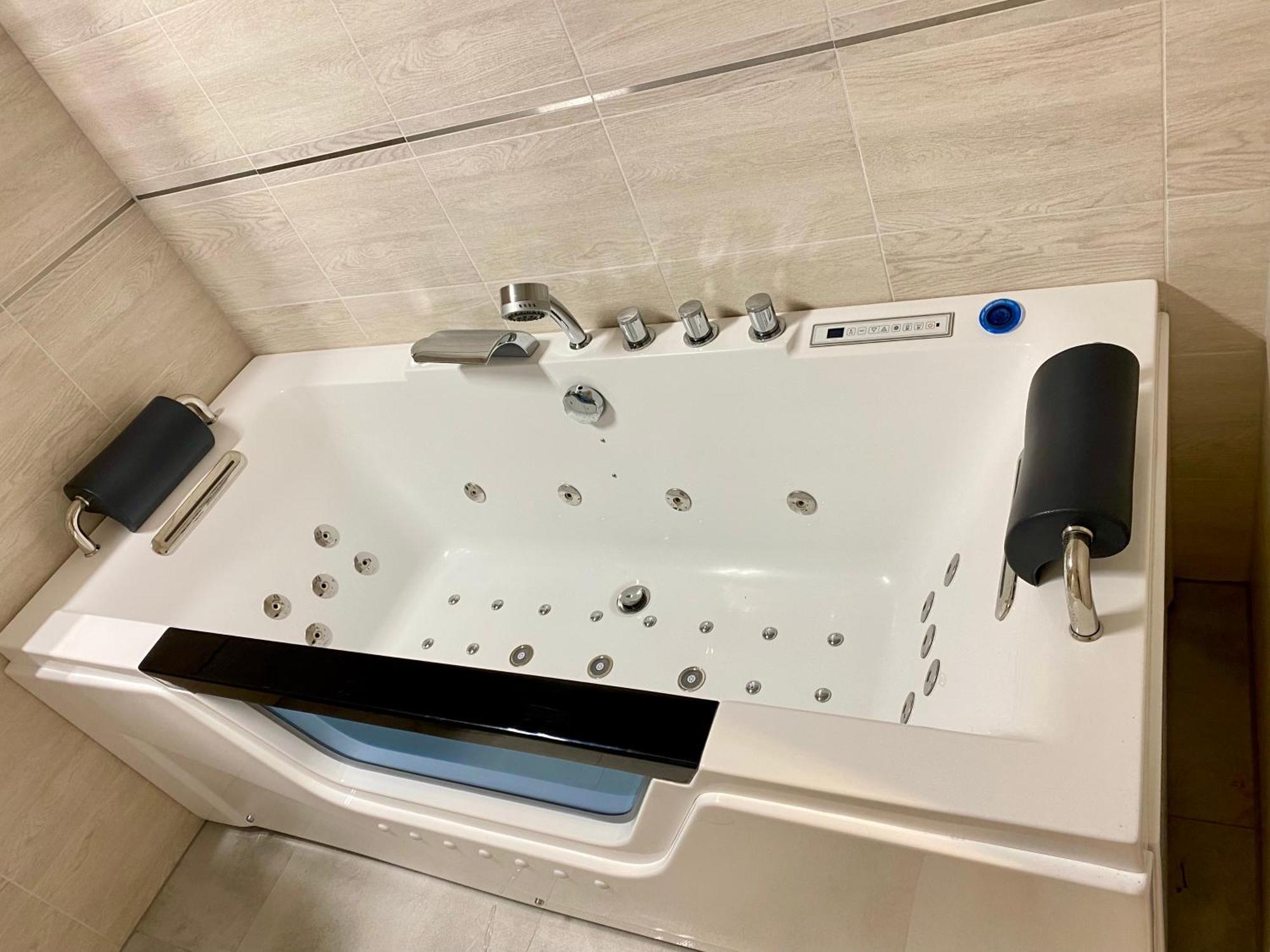 שצ'צ'ין Apartament Raginisa By Prestige Home מראה חיצוני תמונה
